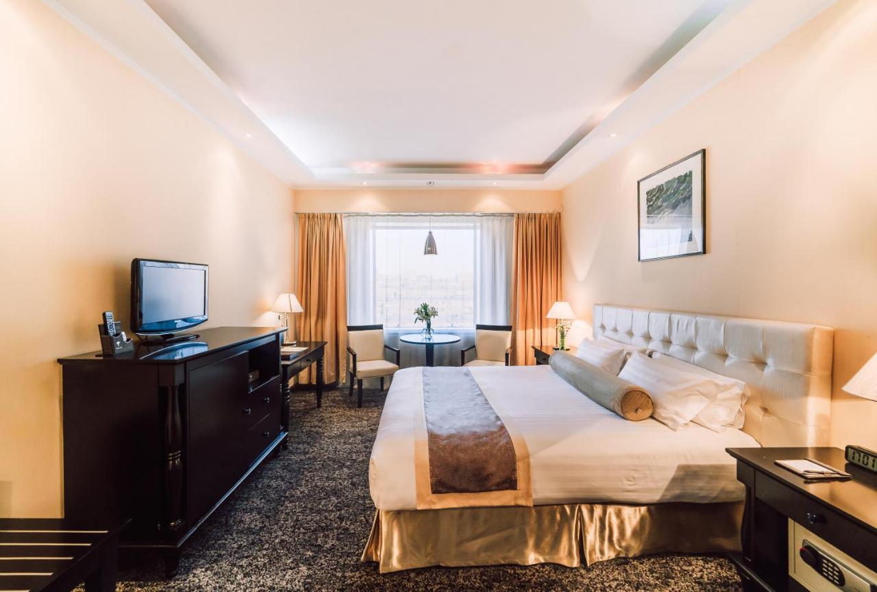Chinggis Khaan Hotel Ulaanbaatar Exterior photo