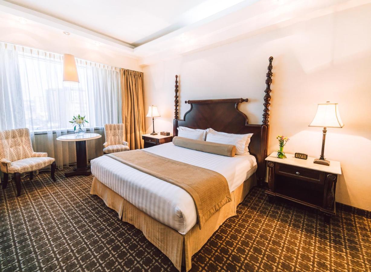 Chinggis Khaan Hotel Ulaanbaatar Exterior photo